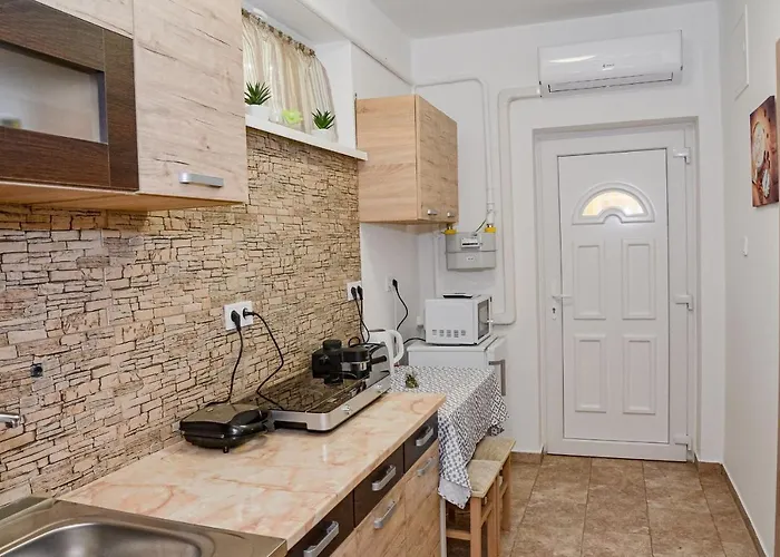 Apartamento Krisztina 81 *